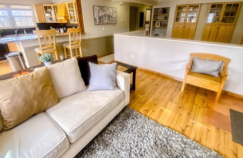 Northeast Anchorage House | Relaxing retreat with a full kitchen, washer/dryer, & furnished patio