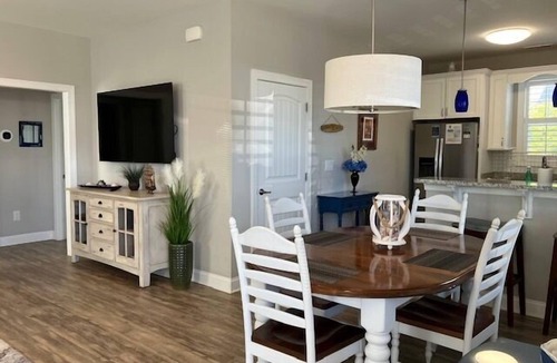 North Myrtle Beach Cottage | Retreat 2209 - Adorable Cottage in Barefoot Resort