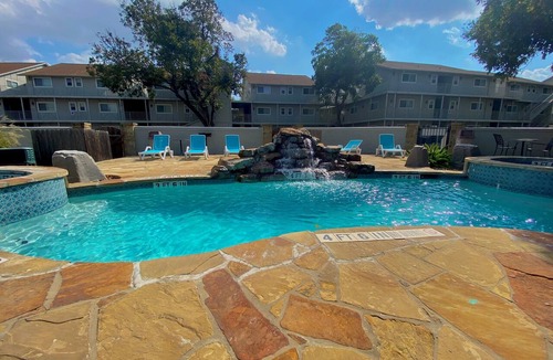 New Braunfels Condo | River City Resorts: WW L301 *Guadalupe River, Free Tubes with Rental*