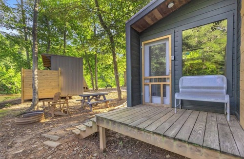 Greenville Cabin | Riverfront Camping Pod, W/Bath House, Min to DT