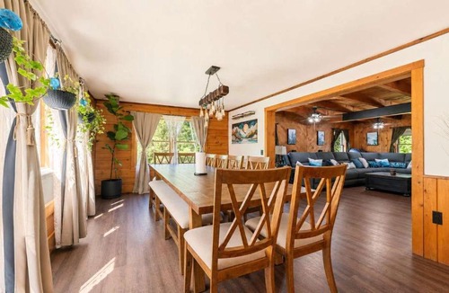 Sutton House | Riverfront Log Home - 28 Acres - Fire Pit