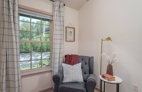 Mount Hood Village House | Riverfront Sauna, Hot Tub, Arcade Game Room, Pets
