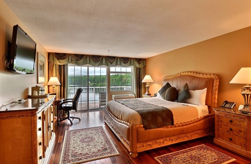 West Chesterfield Hotel | Riverside Hotel, an Ascend Collection Hotel