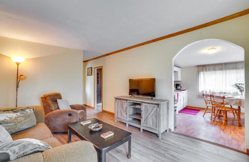 Shell Knob House | Rustic Retreat w/Deck: 1 Mi to Table Rock Lake
