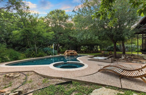 Oak Park - Northwood House | SA Theme house - Central location, Pool, Game Room
