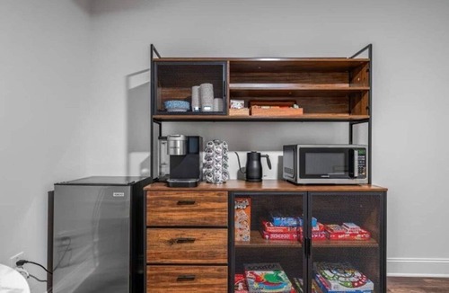 Charlotte Street Condo | Sabel #004 | Downtown Asheville twin suite with bath, Wi-Fi, AC, and parking.