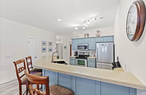 Sea Trail Condo | Sandy Knees Retreat - Steps to Golf and Minutes to Sunset Beach