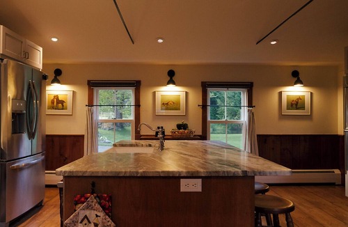 Springfield House | Savor the quiet beauty of Vermont!