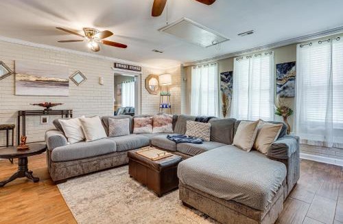Charleston House | Screened Porch + Grill: Spacious Charleston Home!