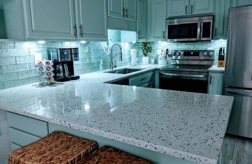 Ocean Drive Apartment | Sea Cloisters 103A Condo