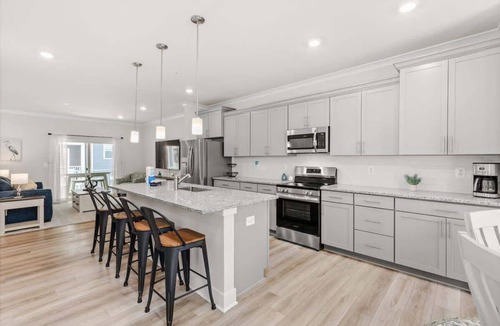 Caine Woods House | Seas The Day at Lighthouse Bay