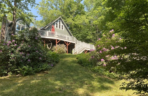 Woodstock House | Secluded 2-Acre Lakefront Home! Book Your Getaway!