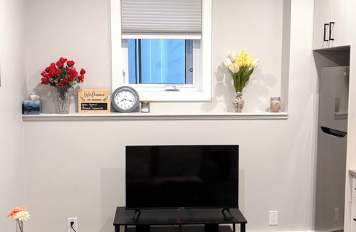 Saskatoon House | Separate Entry 1 Bed/1Bath Basement Unit in Rosewood.
