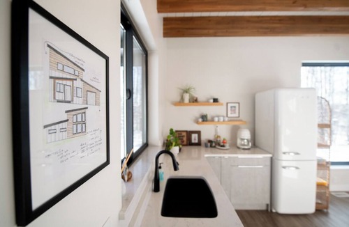 Fishhook Apartment | Serene studio at the base of Hatcher Pass, perfect for your getaway