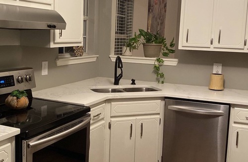 Covington House | 👀 Short-term Luxury Rental 👀 Best Value for 30 or more Days