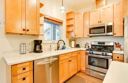 Ridgeway Cabin | Soldotna Fishing Cabin ~ Half-Mi to Kenai River!