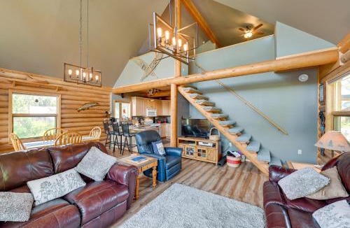 Funny River House | Soldotna Fishing Lodges w/Dock on Kenai River!