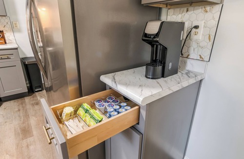 Covington House | Spacious 30+ Day Retreat – Perfect for Families & Professionals in Transition