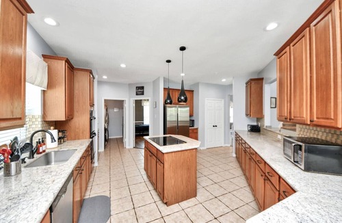 Pinehurst Of Atascocita House | Spacious 7BR Oasis w/Heated Pool, Spa & Game Room