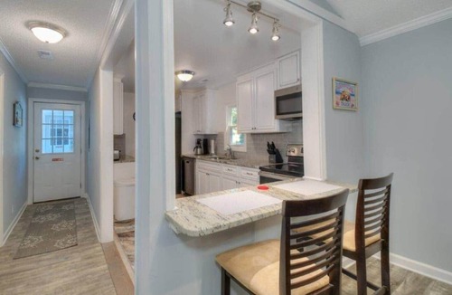 Windy Hill House | Spacious Beach retreat with stunning pool/pets ok