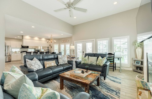 Pirates Beach West House | Spacious Beachside Home w/Long Gulf View, Covered Deck & Huge Primary Suite