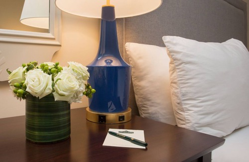 South Rehoboth Hotel | Spacious Double Queen Room | Sitting Area & Wi-Fi