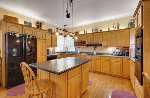 Camdenton House | Spacious Family Home Near Lake of the Ozarks!