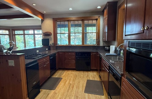 Newbury House | Spacious Lakefront Retreat - 5BR/5BA Main House + Cottage- Dock, Swimming & More