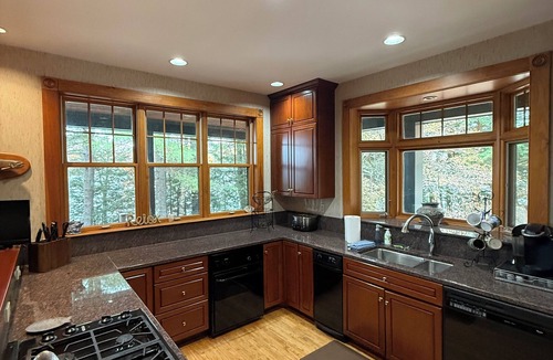 Newbury House | Spacious Lakefront Retreat - 5BR/5BA Main House + Cottage- Dock, Swimming & More