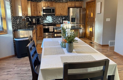 Eagle River House | Spacious Private Home w/Mountain Views, 7 P Hot Tub, Lg Patio, Cozy Fireplace