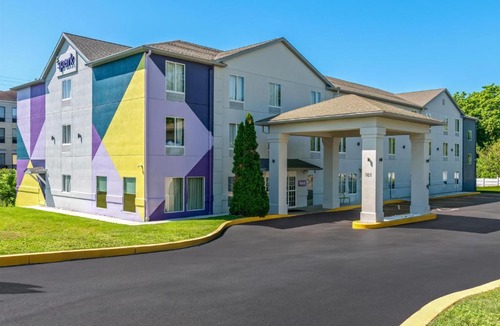 Hummelstown Hotel | Spark By Hilton Hershey Near The Park