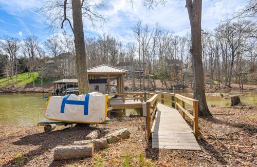 Bowling Green House | Sprawling Group Getaway w/Dock on Lake Wylie!