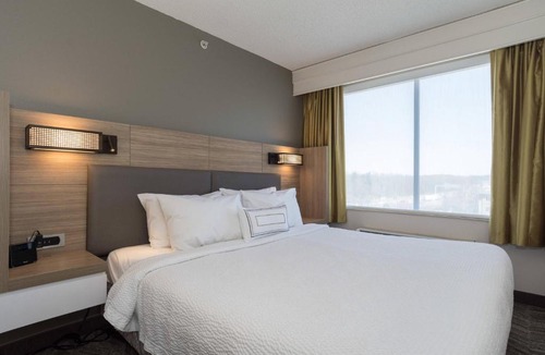 Concord Hotel | SpringHill Suites by Marriott Charlotte/Concord Mills Speedway