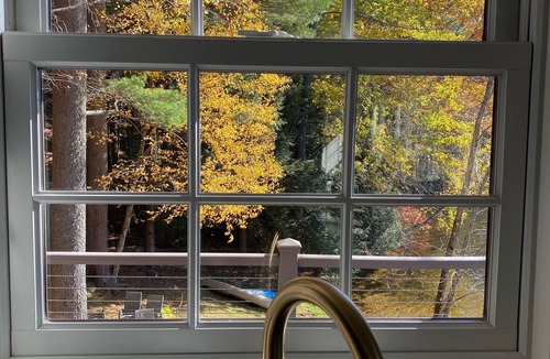 Ludlow House | Stunning Winter Ski, Summer Lake and Fall leaf-peeping home.