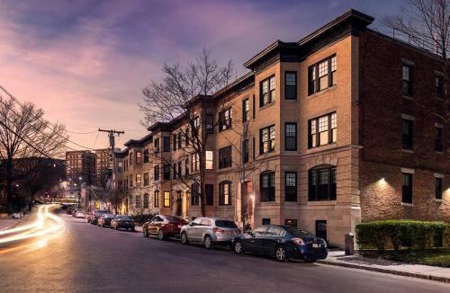 Griggs Park Apartment | Stylish Studio in Brookline-5min train to Boston. #2