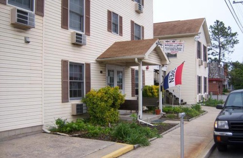 Rehoboth Beach Apartment | Summer Place Hotel