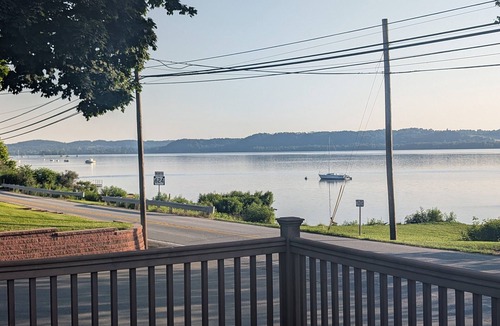 Wrightsville House | Sunrise Riverview 2-bedrm house w/access to public boating ramp in Wrightsville