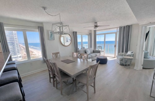 Arcadian Shores Condo | 🌞Sunrises by the Sea🌞 Oceanfront🌞 3 Bedroom 2 Bath w/laundry room in unit