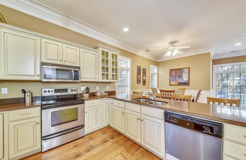 Palmetto Dunes House | Sunset Rentals | Crabline 39 | Dog Friendly