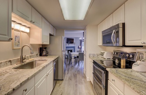 Shipyard Plantation Villa | Sunset Rentals | Beachwalk 140 | Dog Friendly