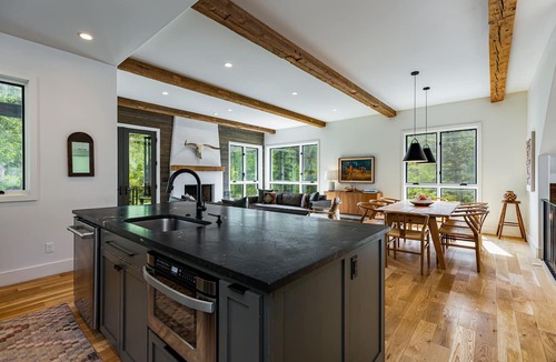 Taos Ski Valley House | Taos Mountain Haus - Luxe Ski Retreat, Hot Tub