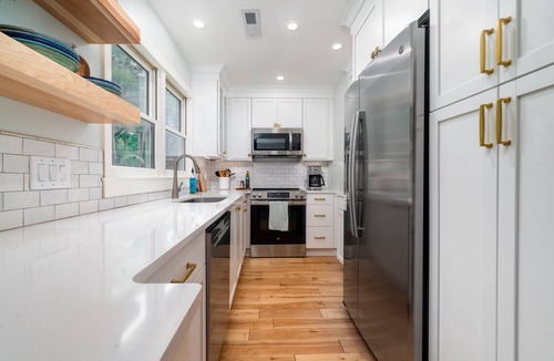 Tarpon Pond Cottage | Tarpon Pond Cottage! Sunroom! Fairway Views! Amenity access included! NO pets