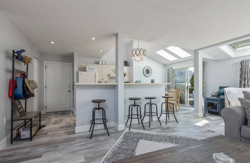 Ocean Park Condo | Tastefully decorated condo at Ocean Park Meadows!
