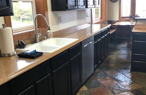 Bear Valley House | The Best Alaskan Get Away Retreat For Your Family Or Group