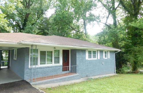 Forest Park House | The Flight. 5 Bedroom Near Airport