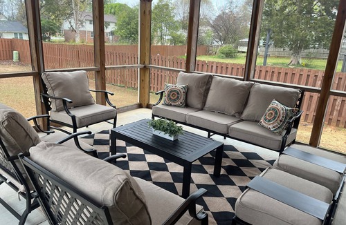 Mauldin House | The Haven: 4-Bedroom Retreat with Hot Tub Near Greenville, SC