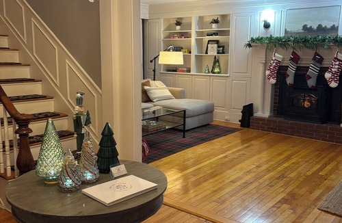Jefferson Bed & Breakfast | The Inn Crowd Bed and Breakfast