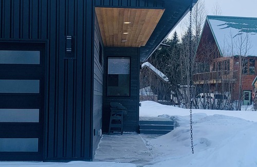Alyeska Apartment | The perfect place to relax after a day of skiing, snowboarding, hiking or biking
