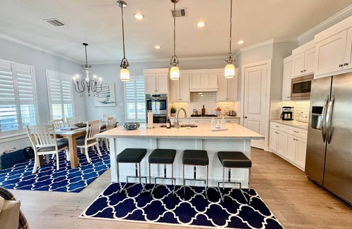 Beachside Village House | The Purple Pelican at Beachside Village Galveston, Texas