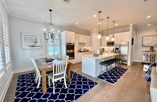 Beachside Village House | The Purple Pelican at Beachside Village Galveston, Texas
